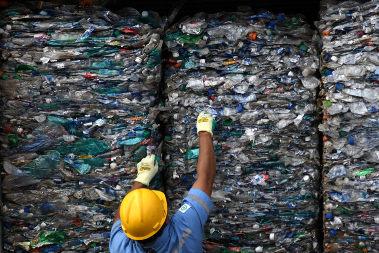 China Plastic Tariffs