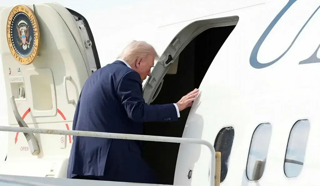 Trump Qatar Jet Gift