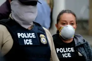 ICE Officers Wear Masks