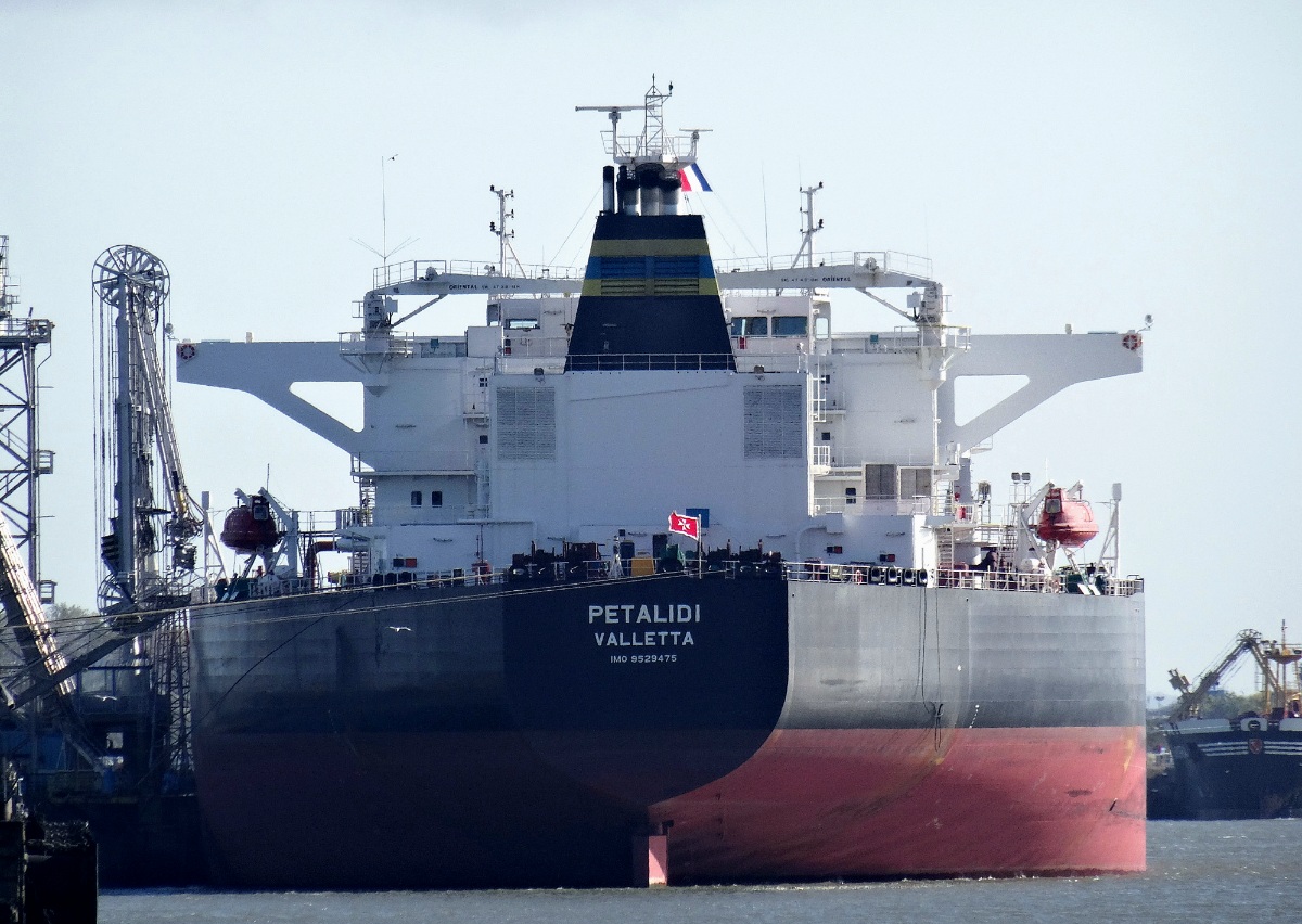 Petalidi Oil Tanker