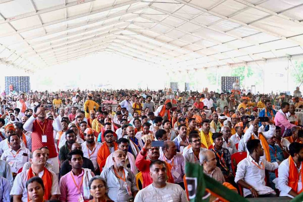 BJP lathi charge on students