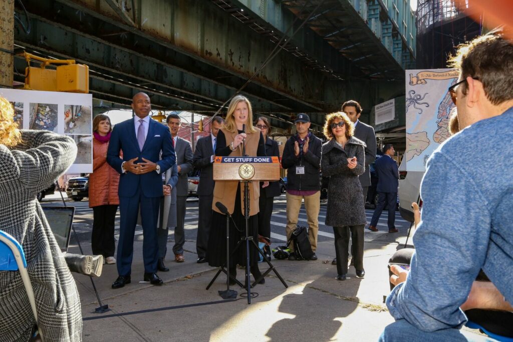 NYC Park Snowball Fight Chaos