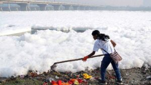 Toxic Foam Returns to Yamuna