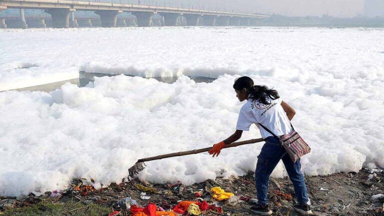 Toxic Foam Returns to Yamuna