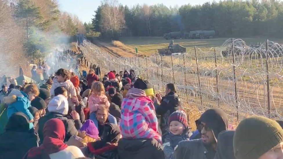 Poland stops illegal migrants