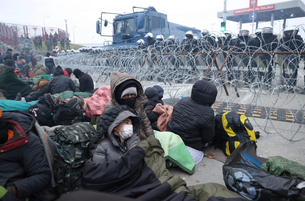 Poland stops illegal migrants